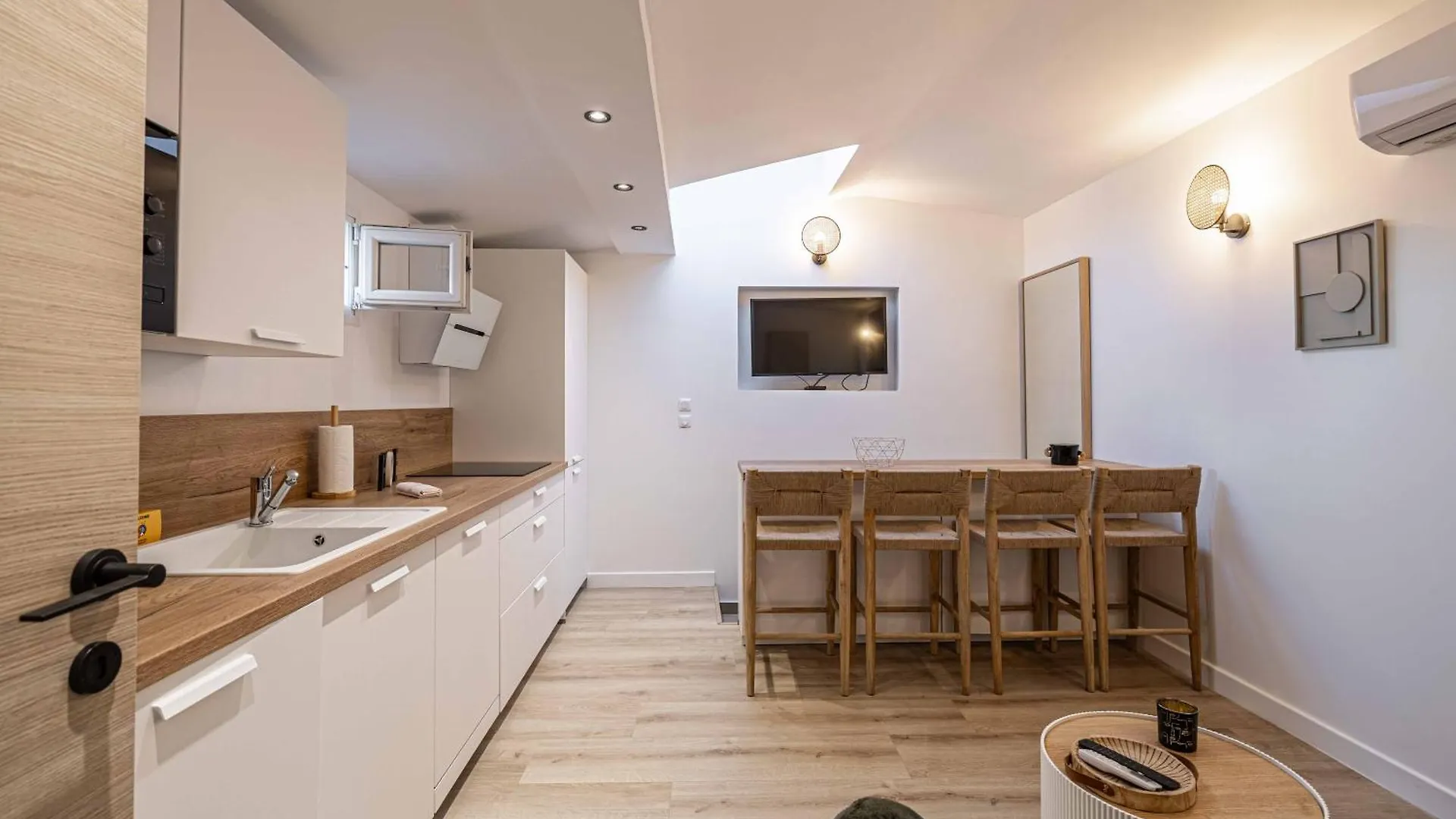 Mey T2 - Superbe Appartement 4 Pers, 50M Du Vieux Port Et 2Min A Pied Du Palais Cannes 0*,  France